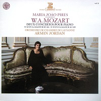 �Erato : Pires - Moart Concertos 12 & 19