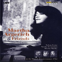 �Loft Music : Argerich - Mozart, Schumann, Rachmaninov