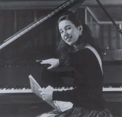 Angela Hewitt